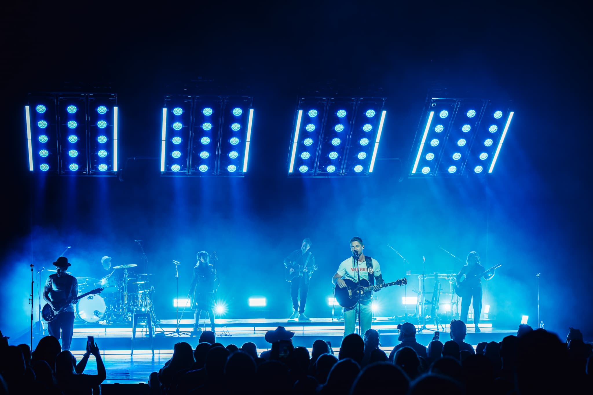 Brett Young – Back To The Basics Tour