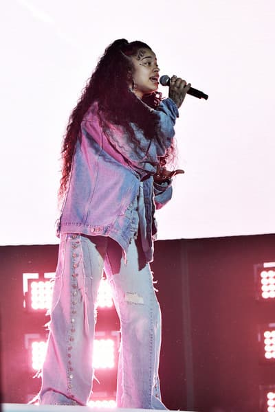 Ella Mai – Coachella