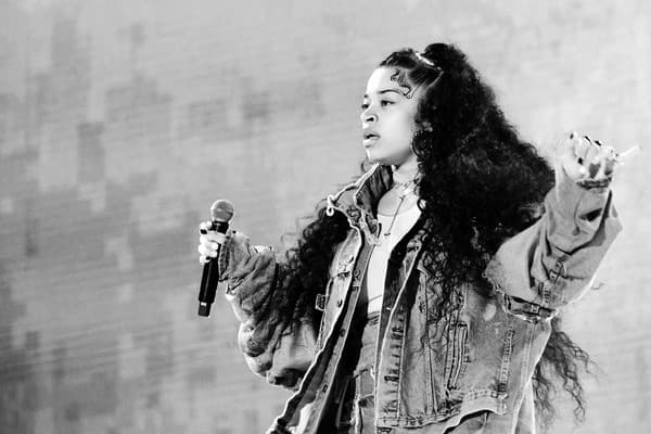Ella Mai – Coachella