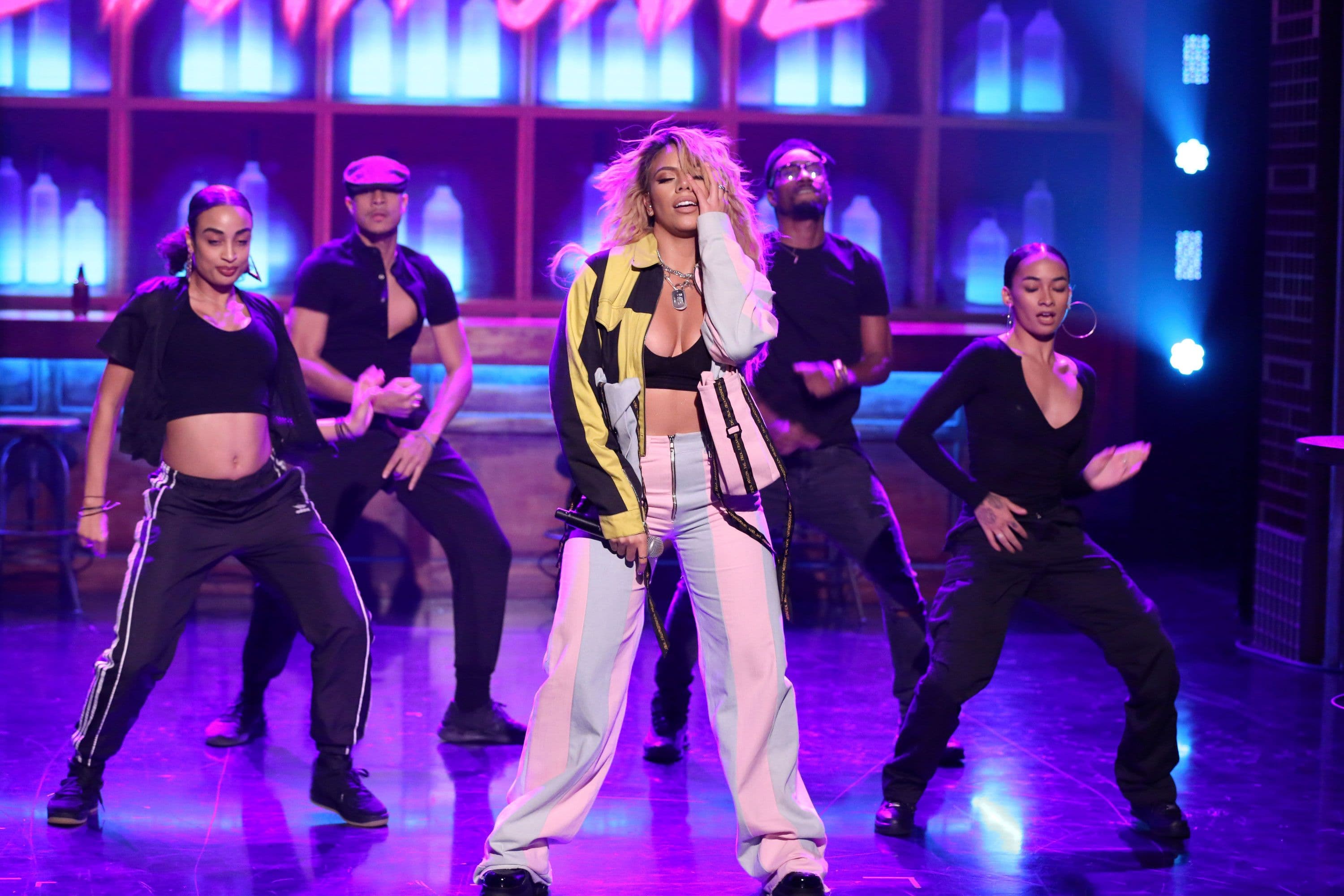 Dinah Jane – The Tonight Show Starring Jimmy Fallon