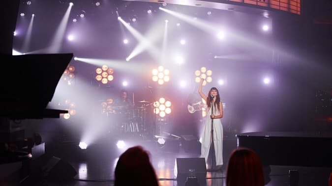 Daya – Late Late Show With James Corden